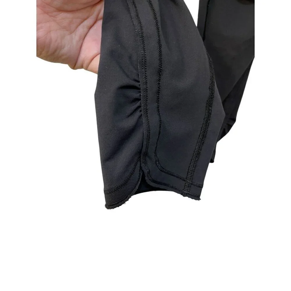 LULULEMON ATHLETICA BLACK SIDE ZIPPER POCKET CROP LEGGINGS SIZE 4 CAPRI